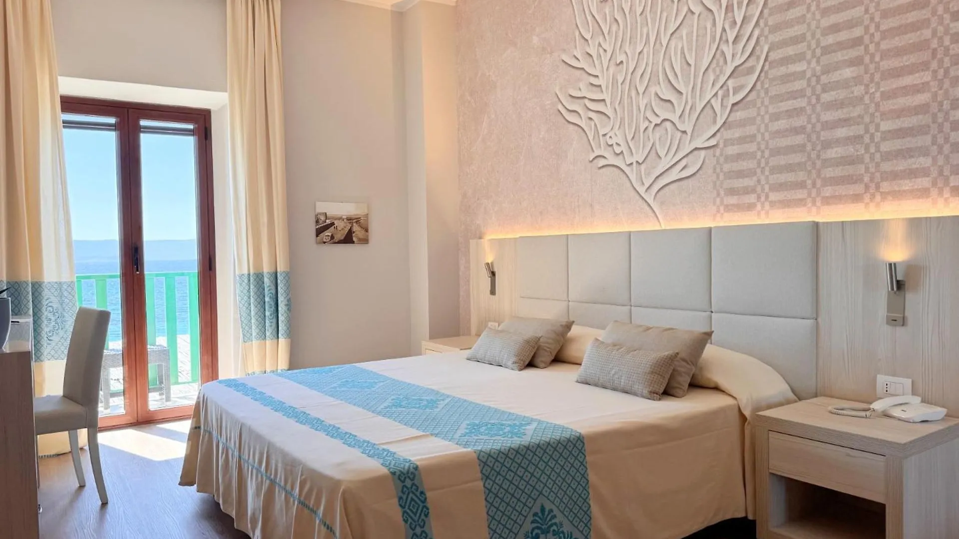 ****  Hotel Dei Pini Фертилия Италия